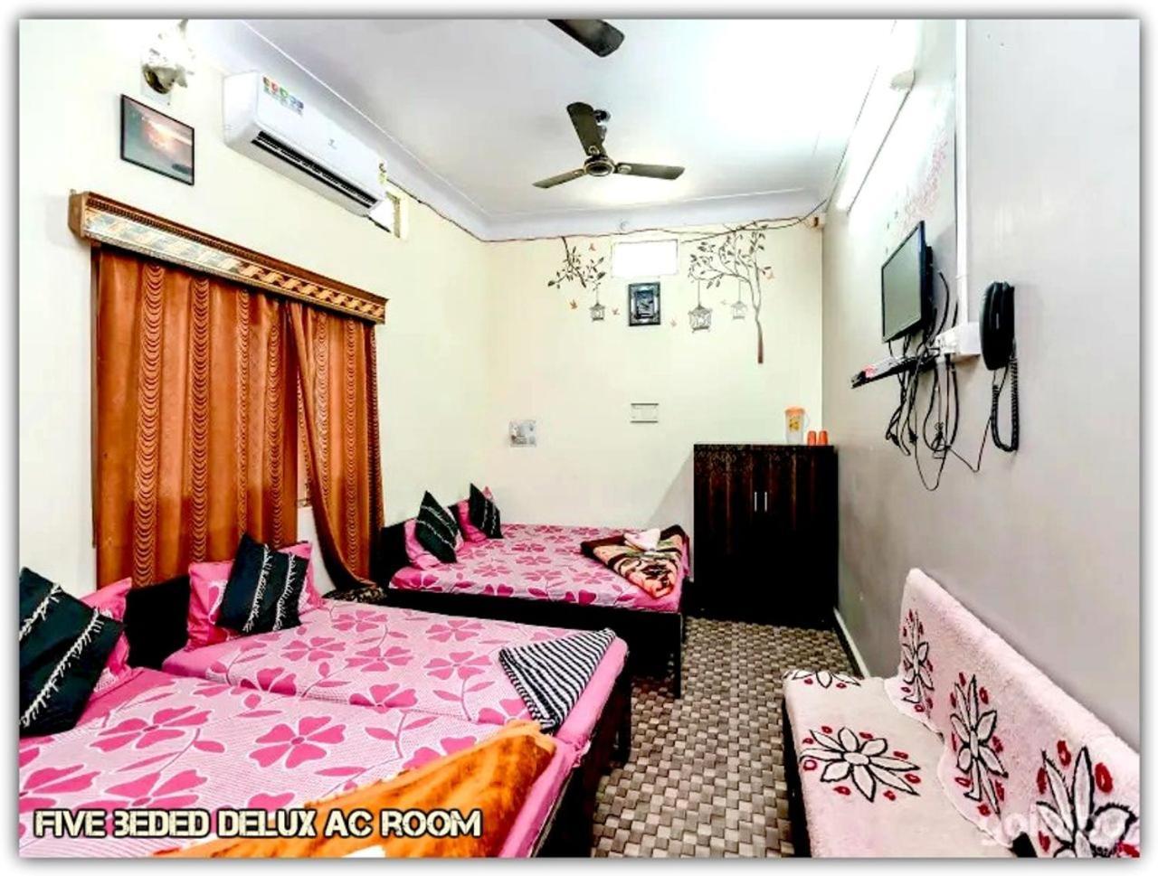 Mansarovar Guest House Ujjain Ngoại thất bức ảnh