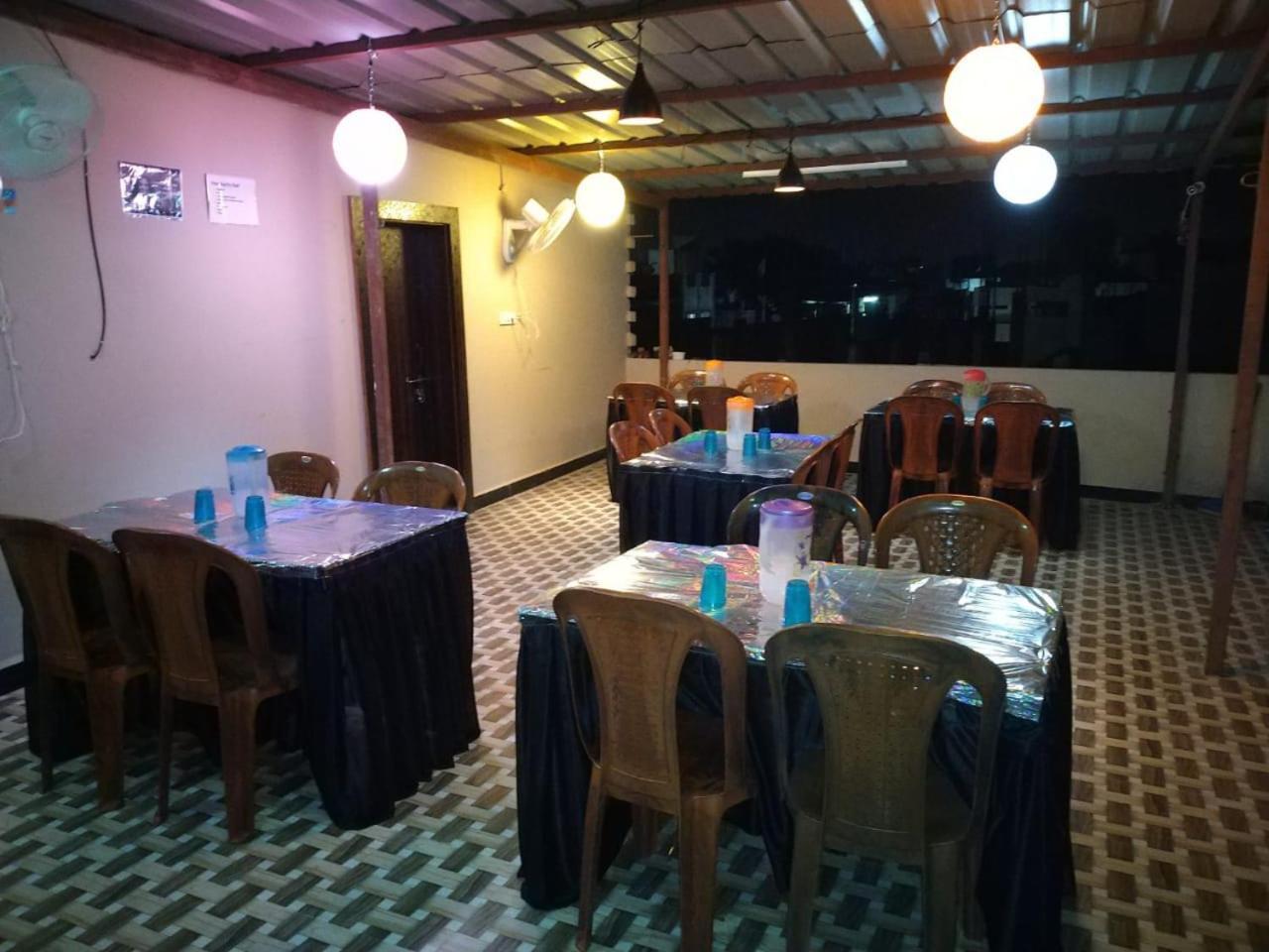 Mansarovar Guest House Ujjain Ngoại thất bức ảnh
